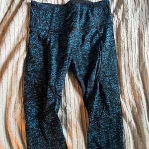 Super cropped lululemon leggings